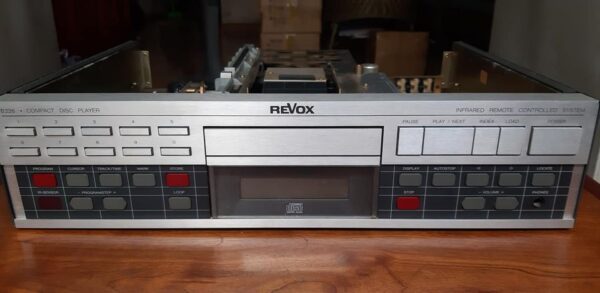 đầu cdp revox b226