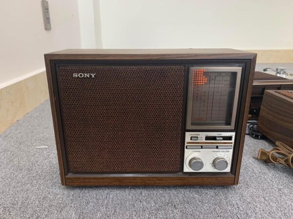 radio cổ sony