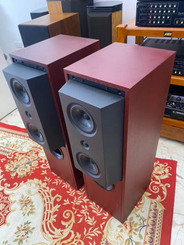 loa kef 104-2 của Anh